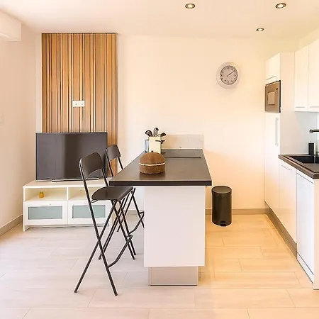 Signature * Juan-les-Pins